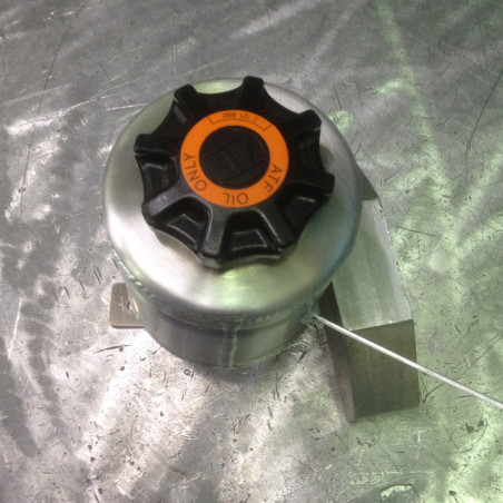 Power steering tank BMW M3