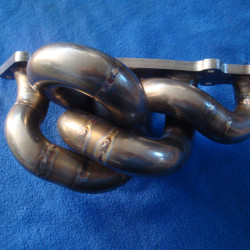 Exhaust manifold for 500 Abarth and Grande Punto Abarth.
