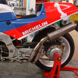 Honda RC 30 | Exhaust system